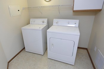 The Legacy Apartments, Grand Forks, ND In Unit Washer Dryer